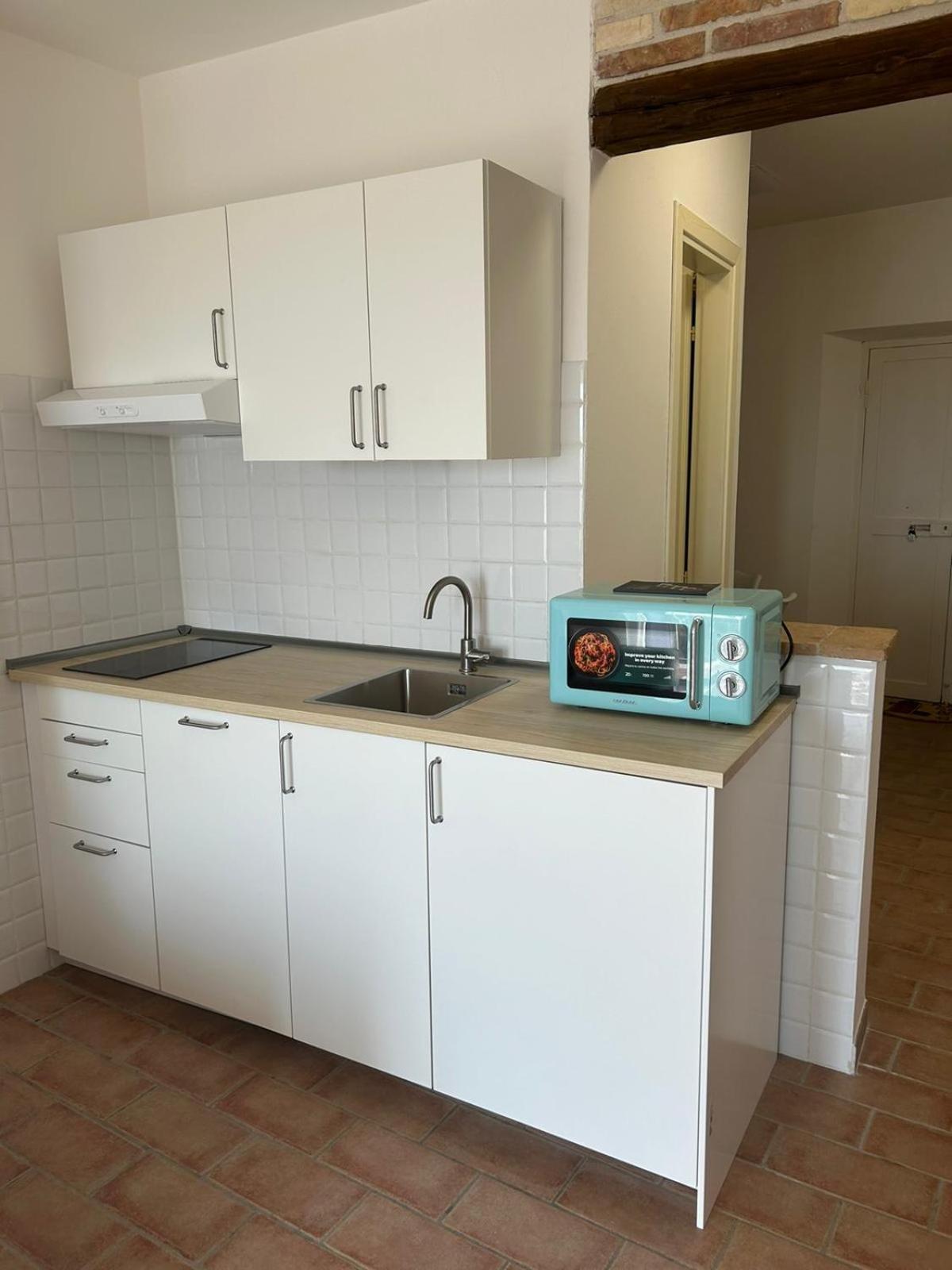 Apartament La Casa Della Rocca Roccantica Zewnętrze zdjęcie