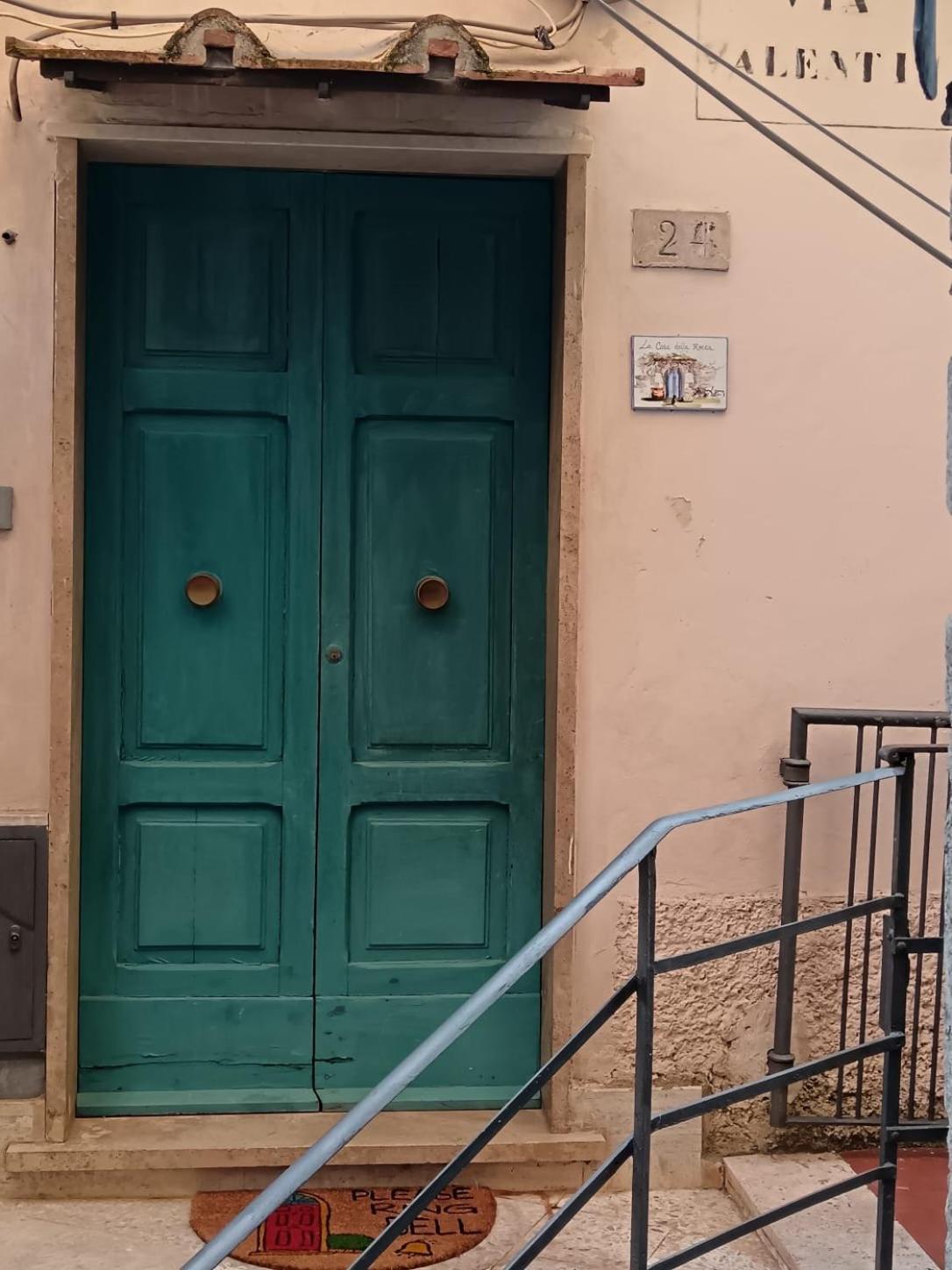 Apartament La Casa Della Rocca Roccantica Zewnętrze zdjęcie